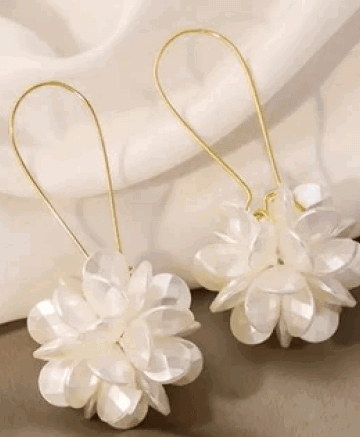 White Flowers Refined Earrings - Jewelry Trends USA