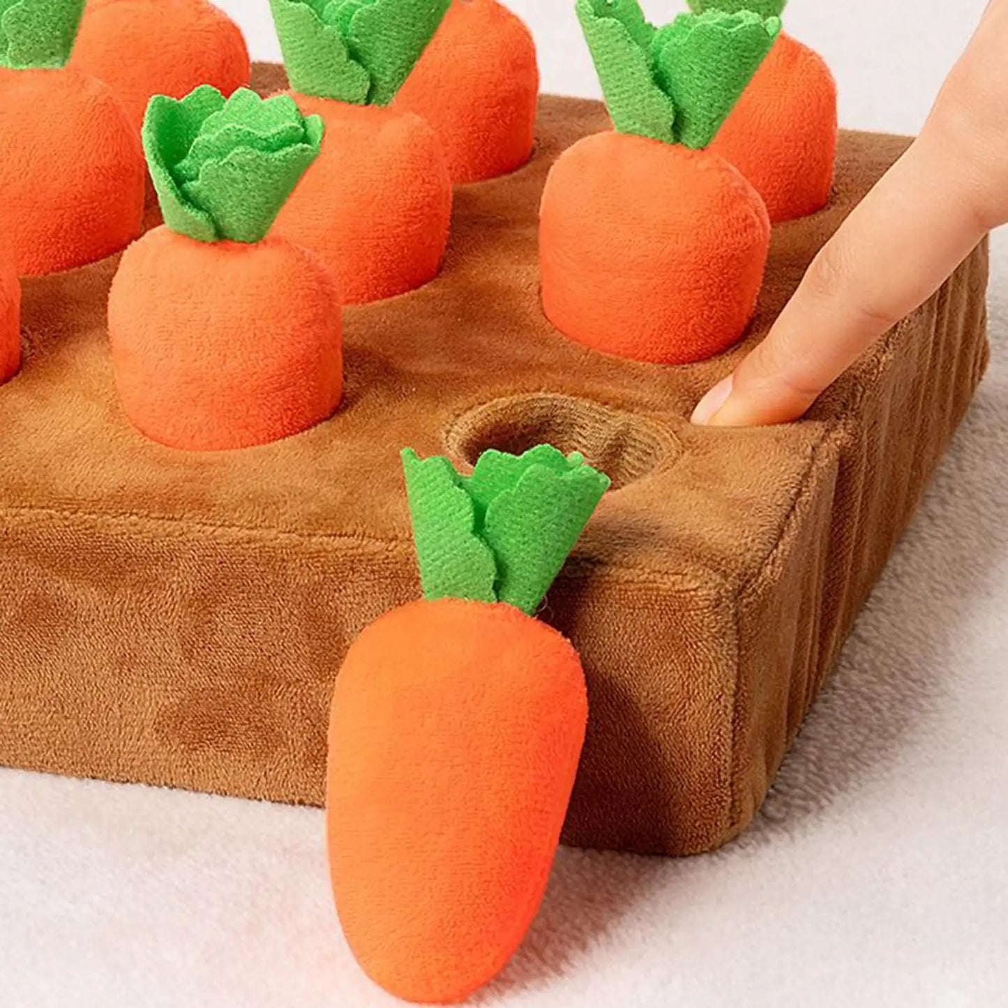 Carrot Snuffle Mat for Dogs Cats Puzzle Toy with Carrots for Small Medium Large Interactive Pet Stress Relief Dogs Chew Toys