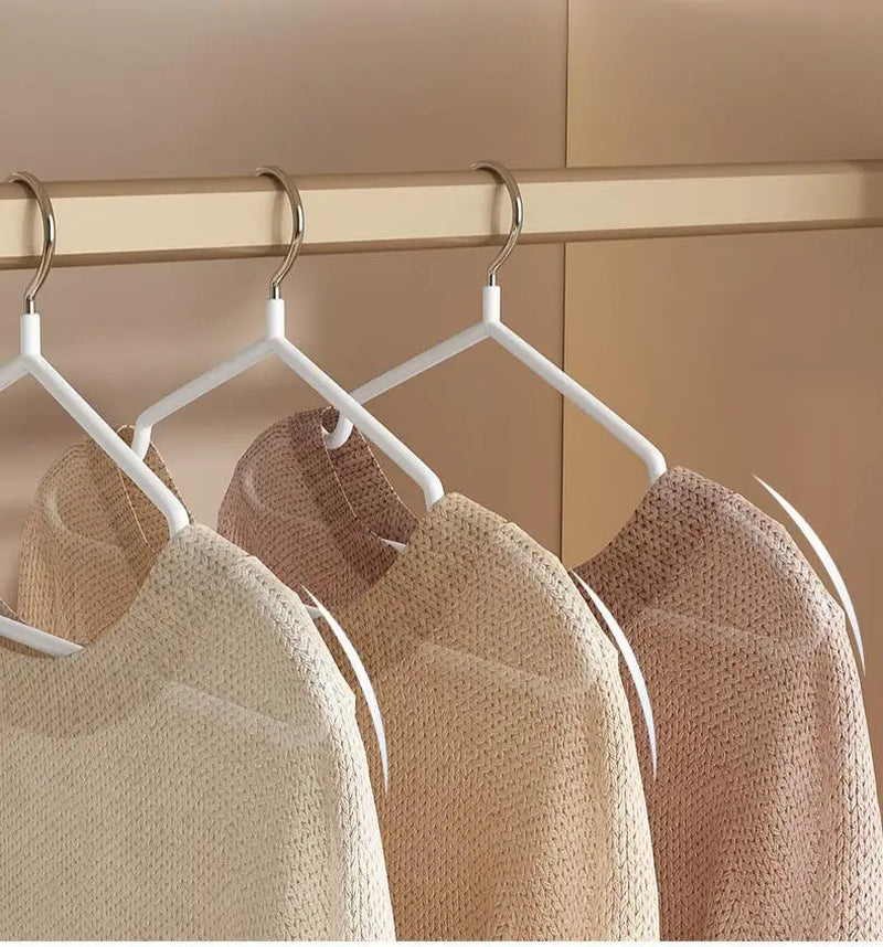 10Pcs Metal Traceless No-Slip Clothes Hangers Durable Strong Clothes Racks for Household Space Saver Organization Bedroom