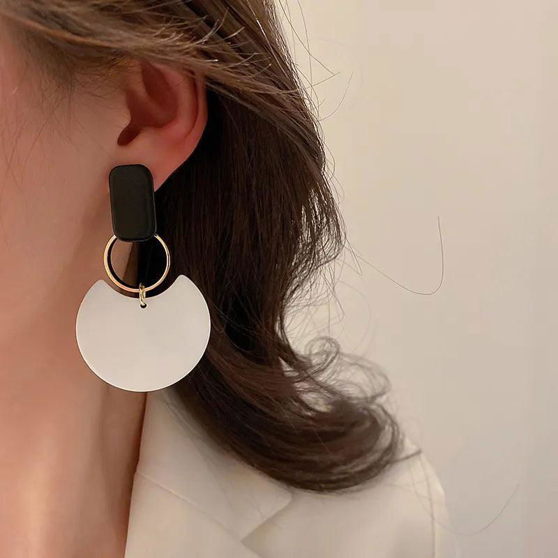 Fashion Contrast Color Acrylic Geometric Circle Drop Earrings - Jewelry Trends USA