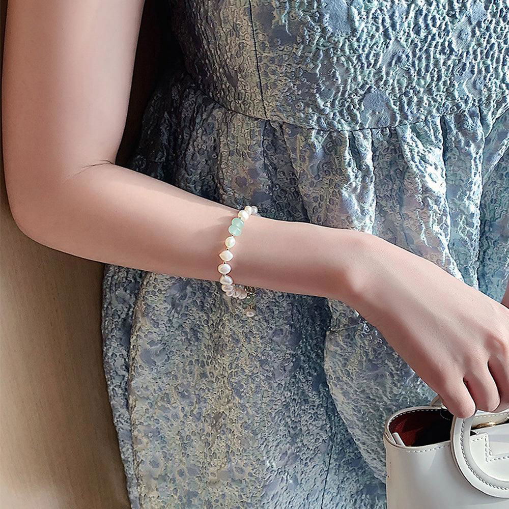 Women’s Irregular Freshwater Pearl Adjustable Bracelet - Jewelry Trends USA